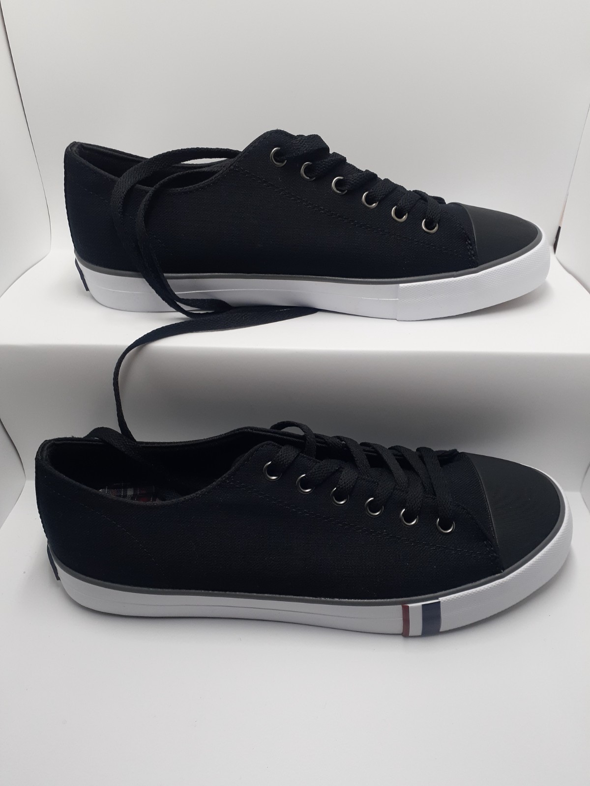 Ben Sherman Dorset Lo Black Sneakers Size US 8.5