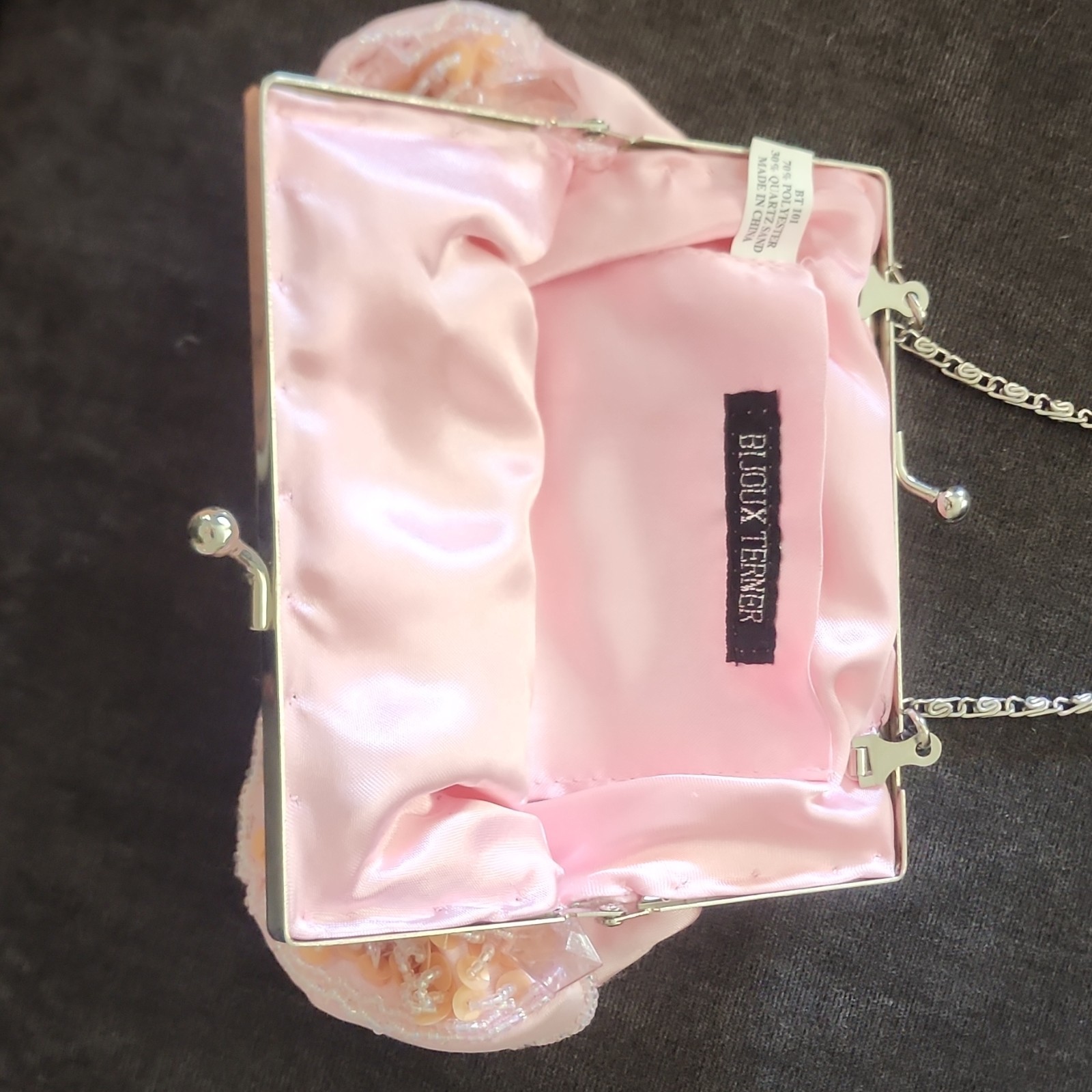 Bijoux Terner Pink Beaded Sequin Kiss Lock Clutch w Silver Chain Strap Small