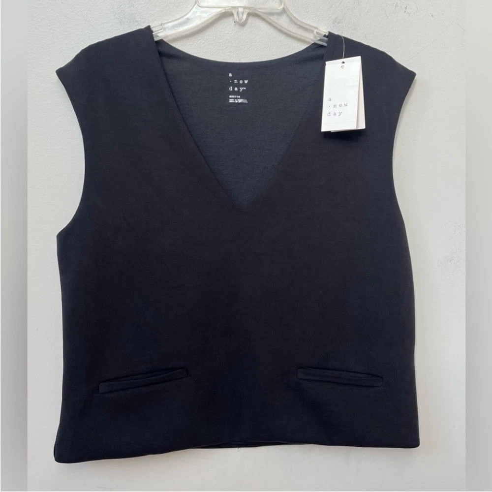 A New Day Sleeveless V Neck Pullover Vest Top Womens XXL Black Sandwash NWT