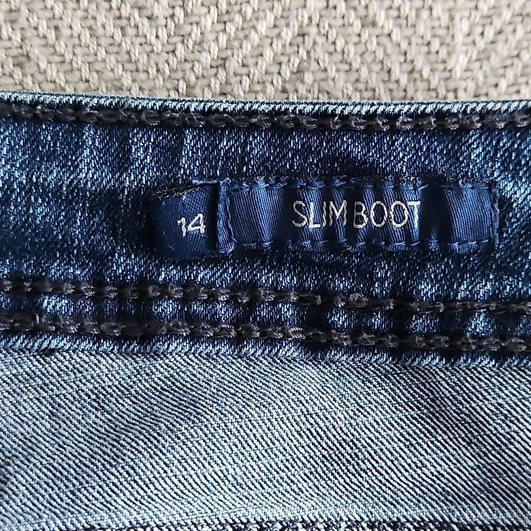 Seven7 Jeans Women’s Size 14 (32×26) Blue Slim Boot Embroidered Pockets