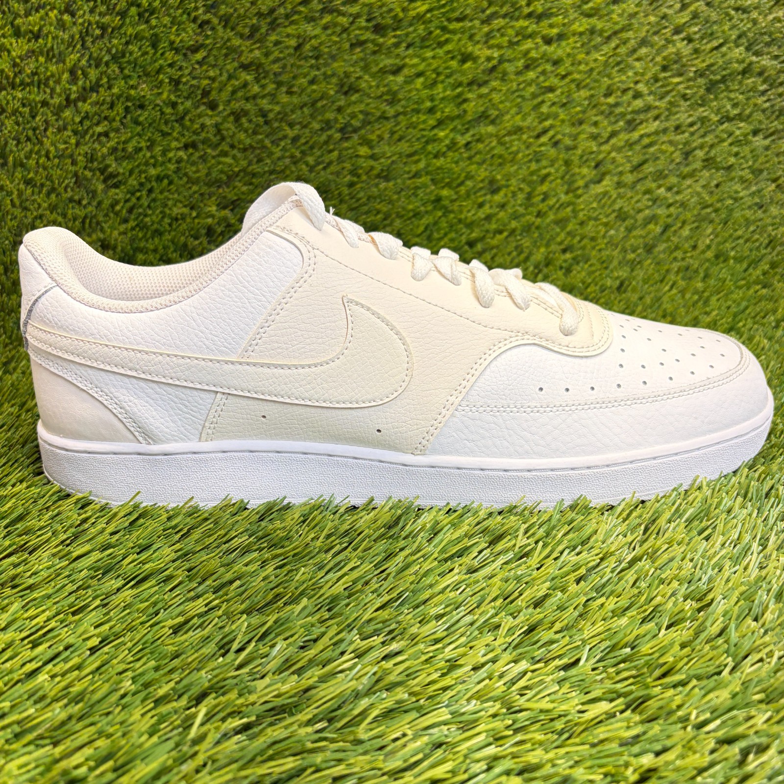 Nike Court Vision Low Men Size 15 White Ivory Athletic Leather Shoes Sneakers