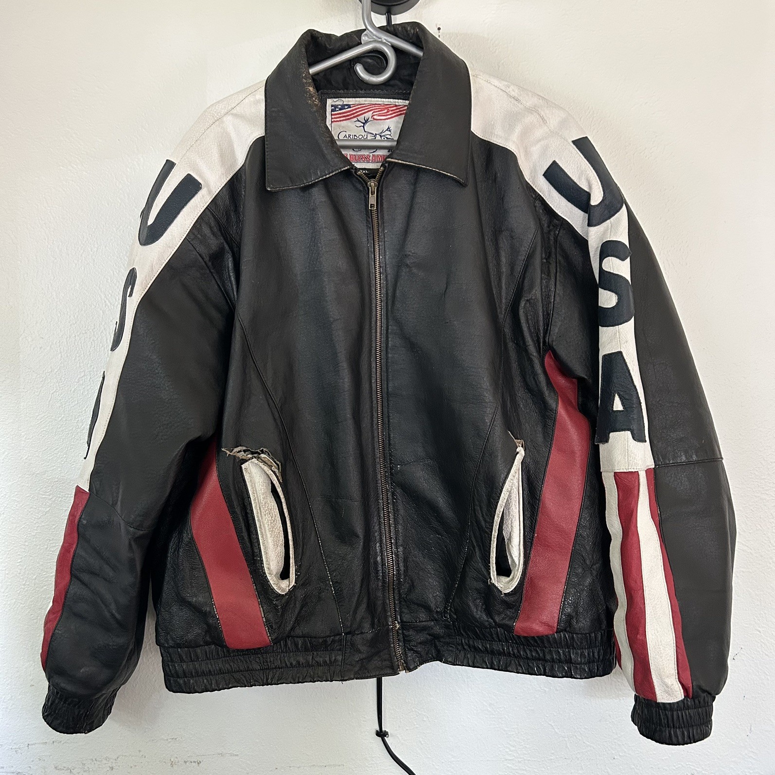 Vintage Caribou Creek God Bless America ‘01 Leather Motorcycle Jacket 2XL issues