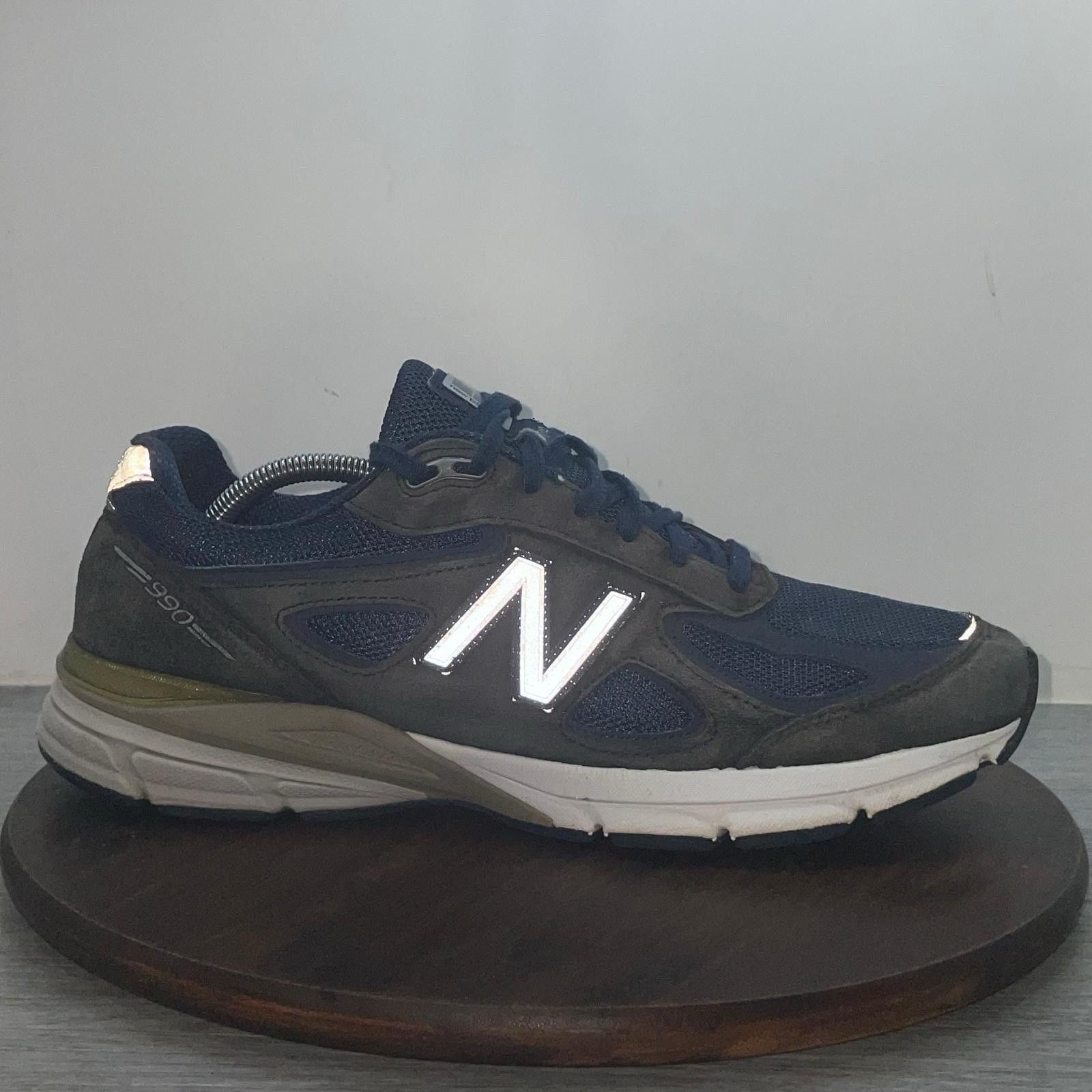 New Balance 990v4 Men’s Size 12 2E Navy Blue Suede Running Shoes Sneaker M990NV4