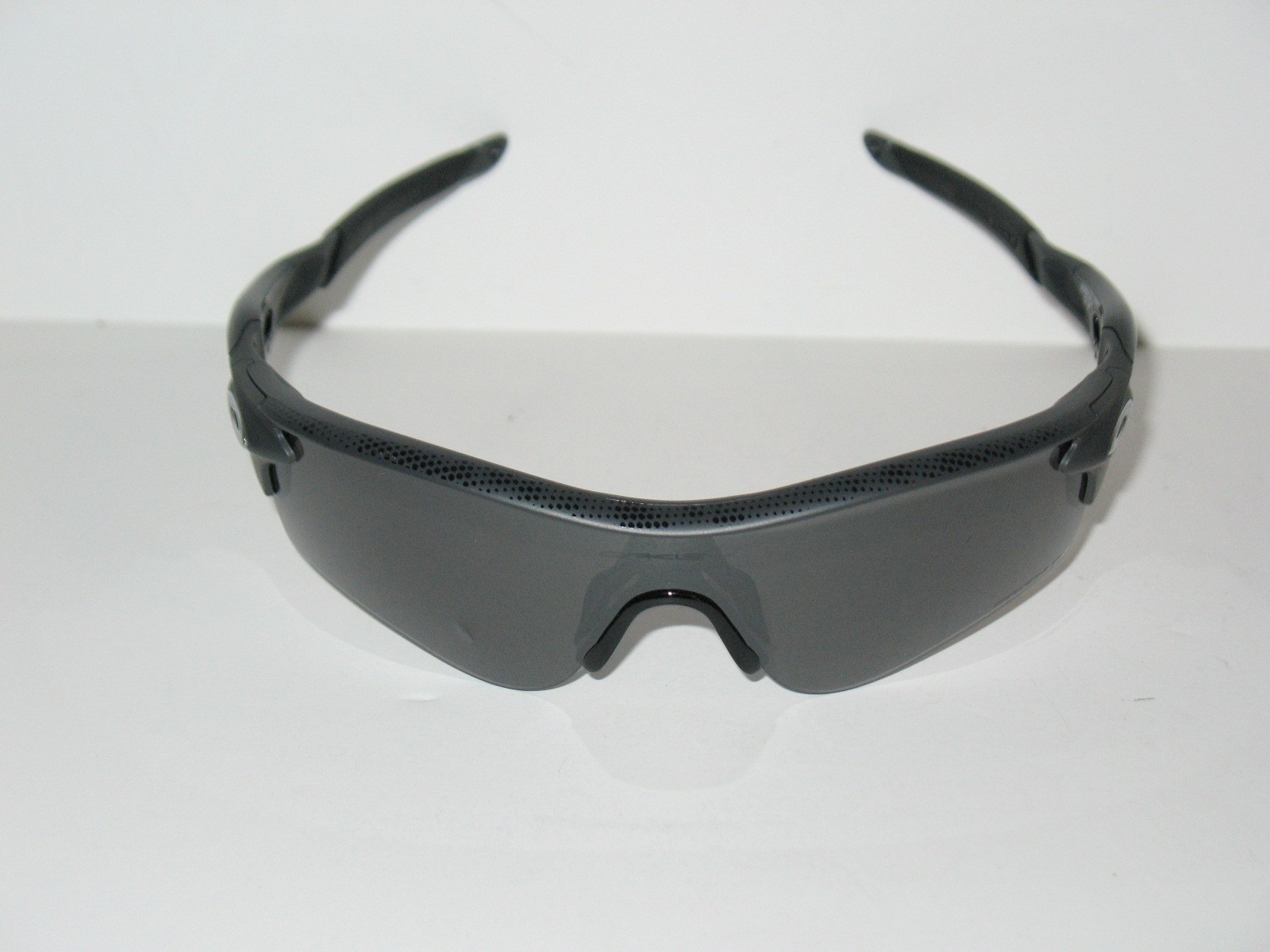 Oakley RADARLOCK High Resolution Carbon Frame Prizm Black Polarized Sunglasses