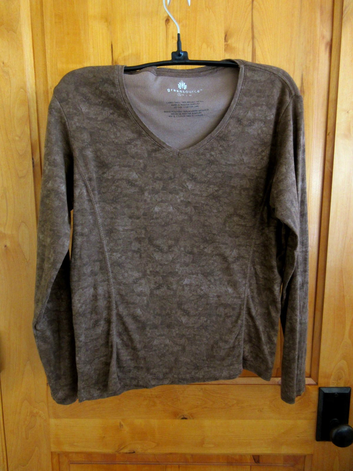 GREENSOURCE SIZE S ORGANIC COTTON PULLOVER LSLV U-NECKLINE MUTED BROWN FLORAL