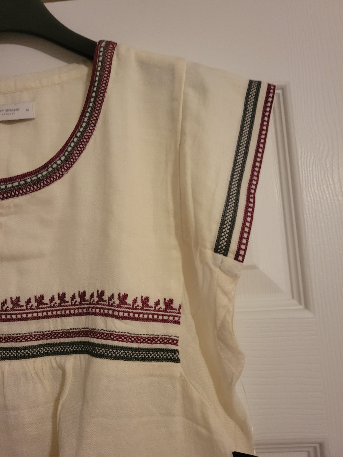 Lucky Brand Embroidered Split Neckline Embroidered Short Sleeve Top NWT $79.50 M