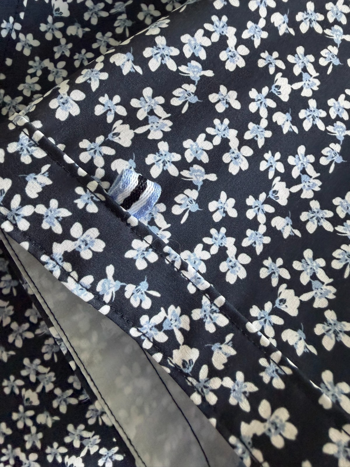 7Diamonds Bowen Floral Button Up Shirt Mens L Navy 4-Way Stretch Short Sleeve