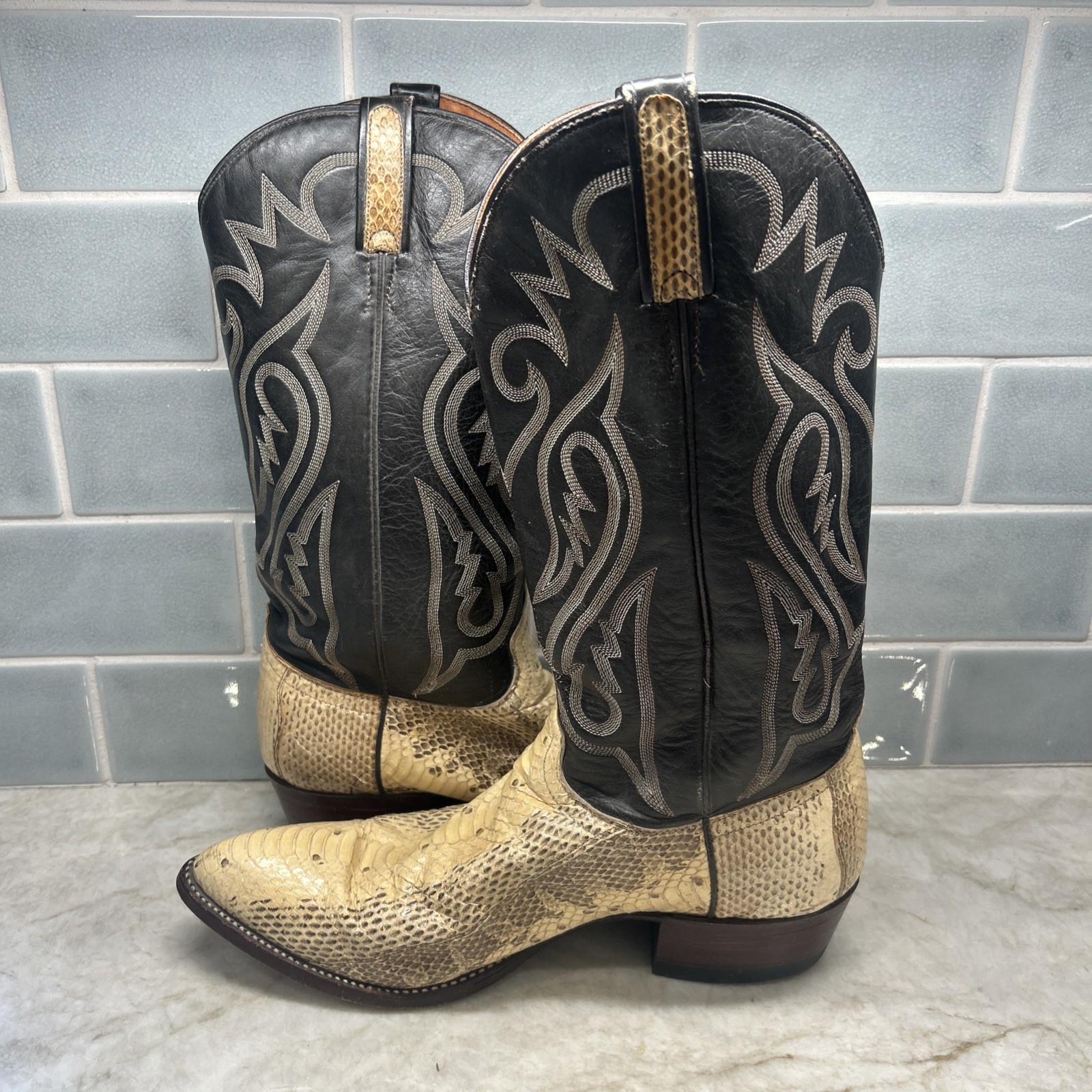 J. Chisholm Handcrafted Boots 976 Size 10.5 D