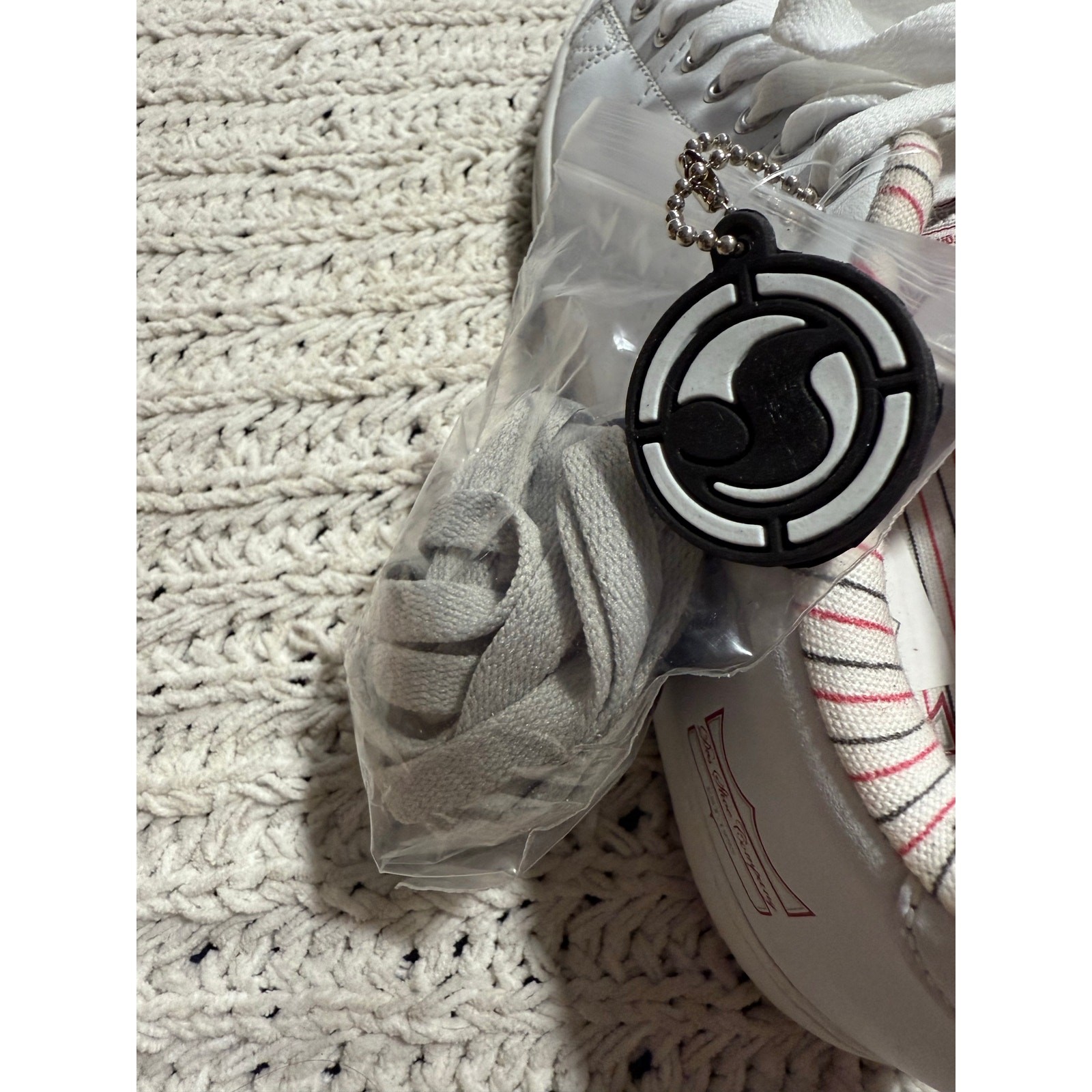 DVS Shoe Company Gavin Classic Leather Sneaker Womens 9 EU 40.5 White Trainers