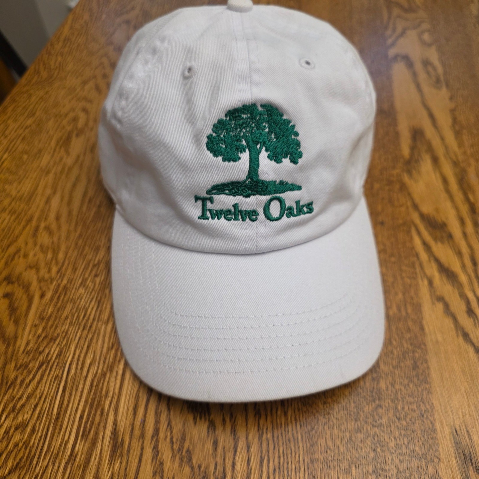 Gelante White Twelve Oaks Tree Embroidered Cotton Adjustable Baseball Dad Hat