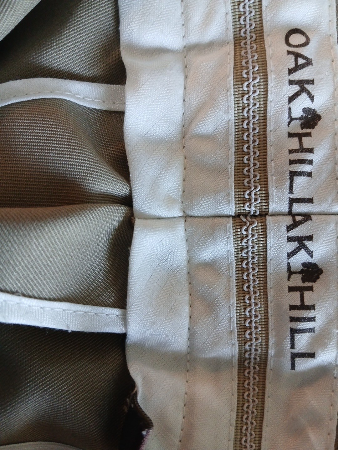 OAK HILL BEIGE STRAIGHT LEG CHINO MEN’S PANTS IN SIZE 48X30