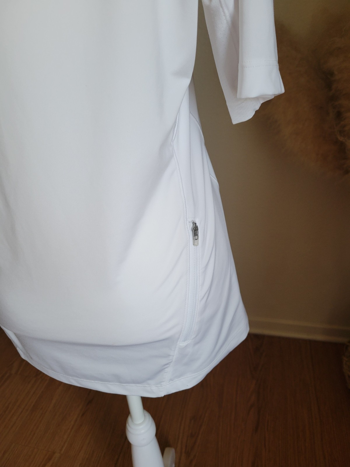 Coolibar UPF50 Top Devi Short Sleeve Fitness Shirt White Athlon Fabric Small New