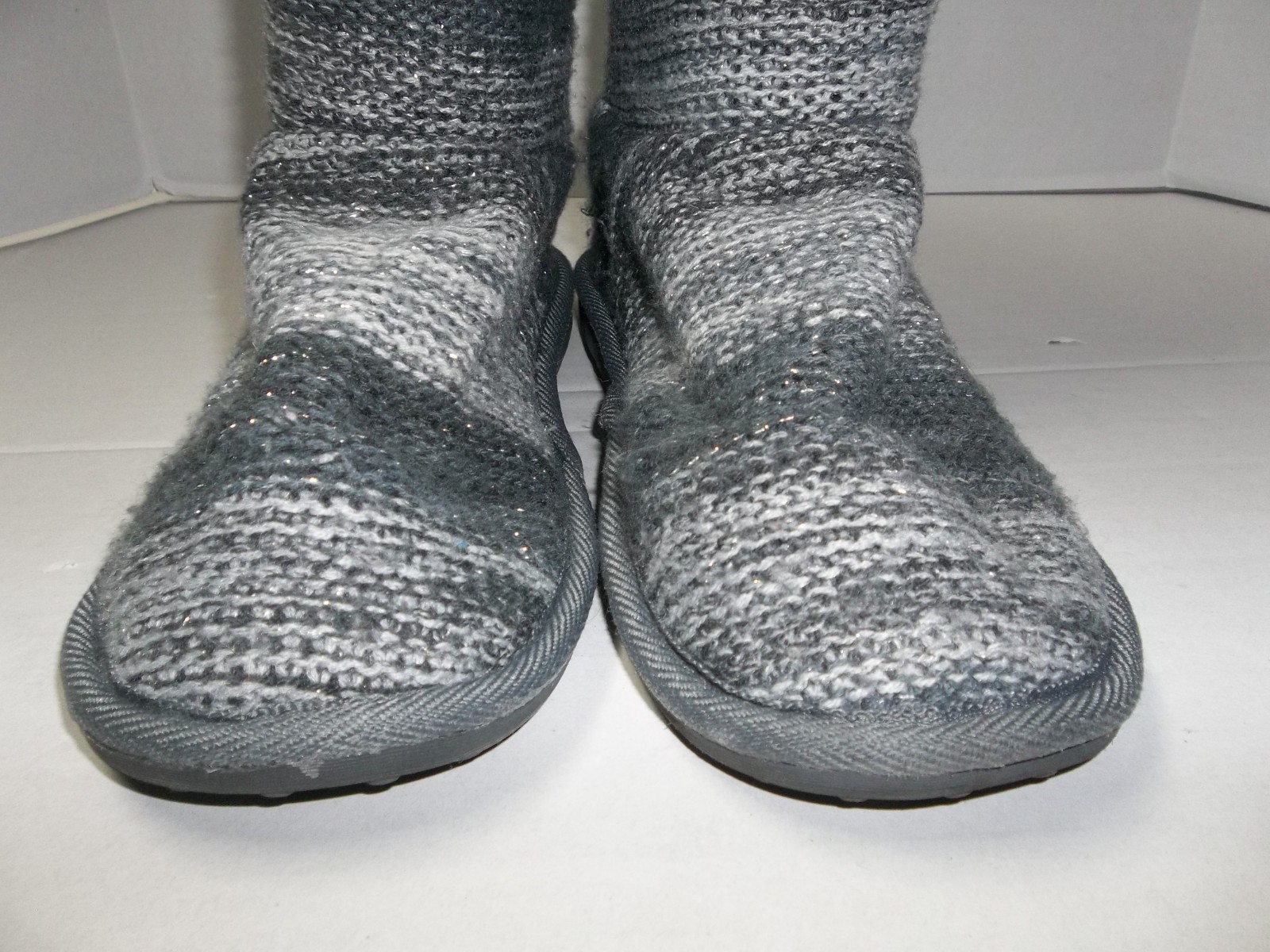 Womens Muk Luks A La Mode Boots Size 10 Gray Sweater Knit Boots Button Up