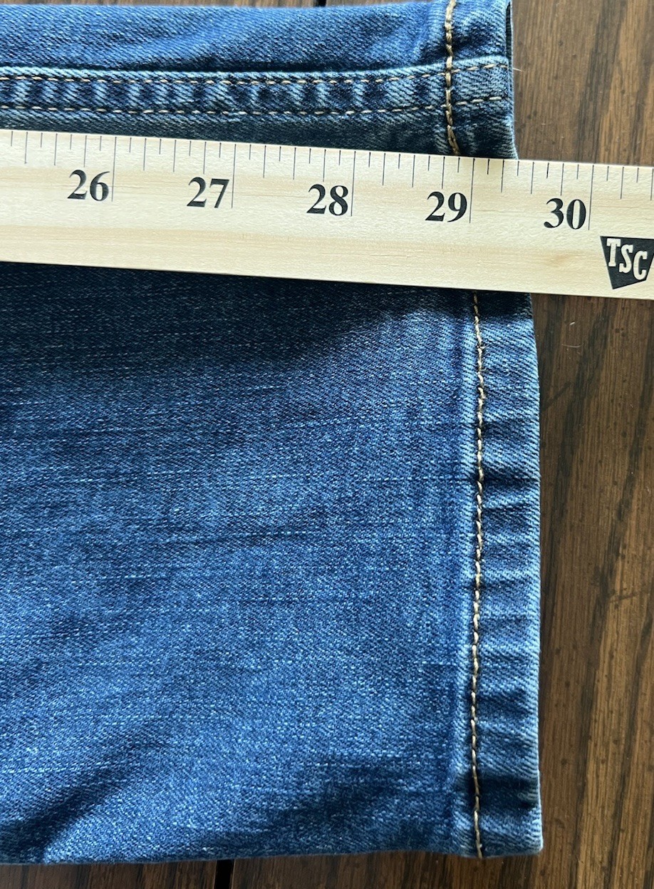 Wrangler Men’s Free To Stretch Athletic Fit Jean Blue 32×30 (actual 32×29.5)