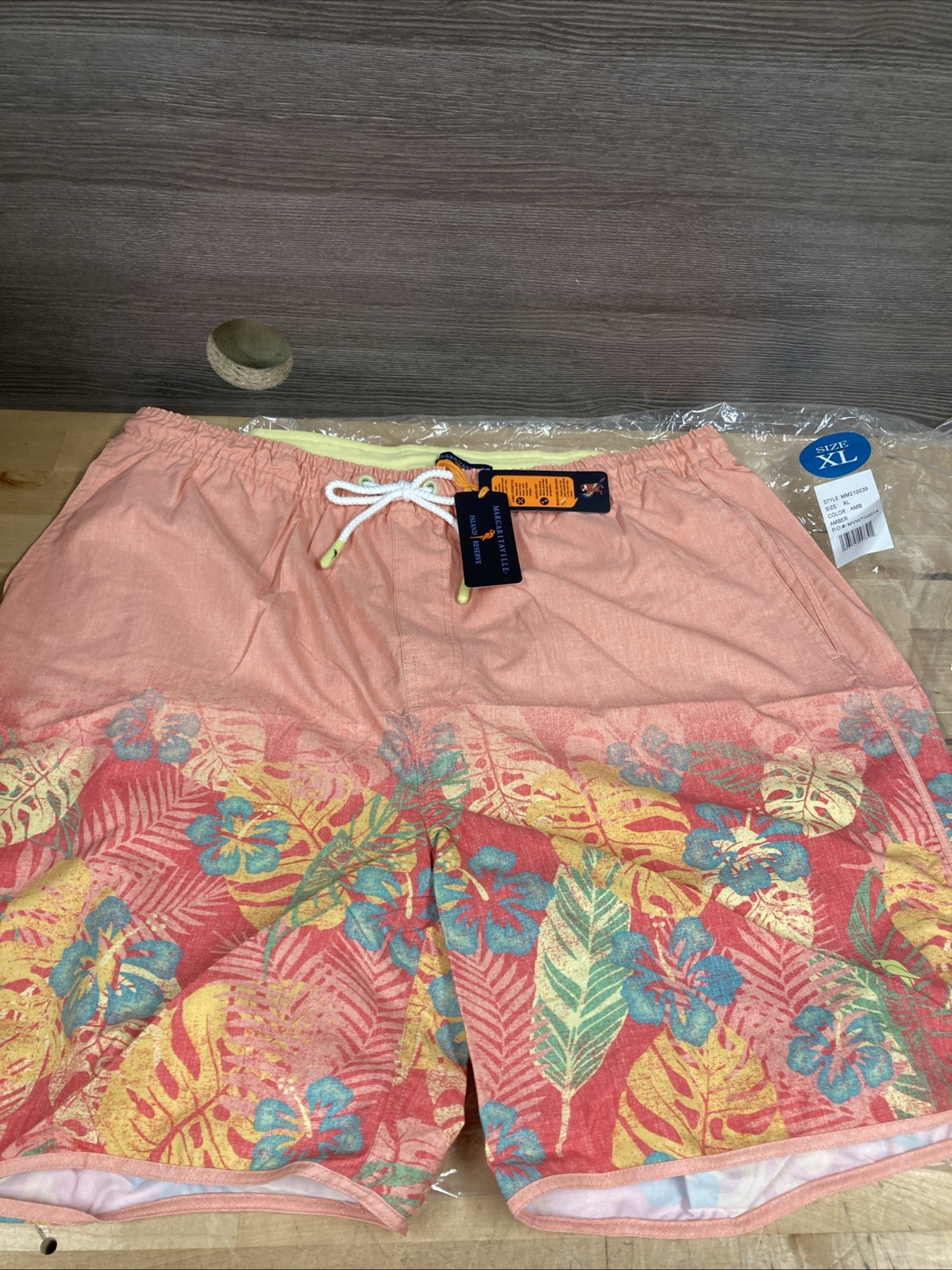 Margaritaville Men’s Swim Trunks Beach Shorts Hibiscus Print Size XL New
