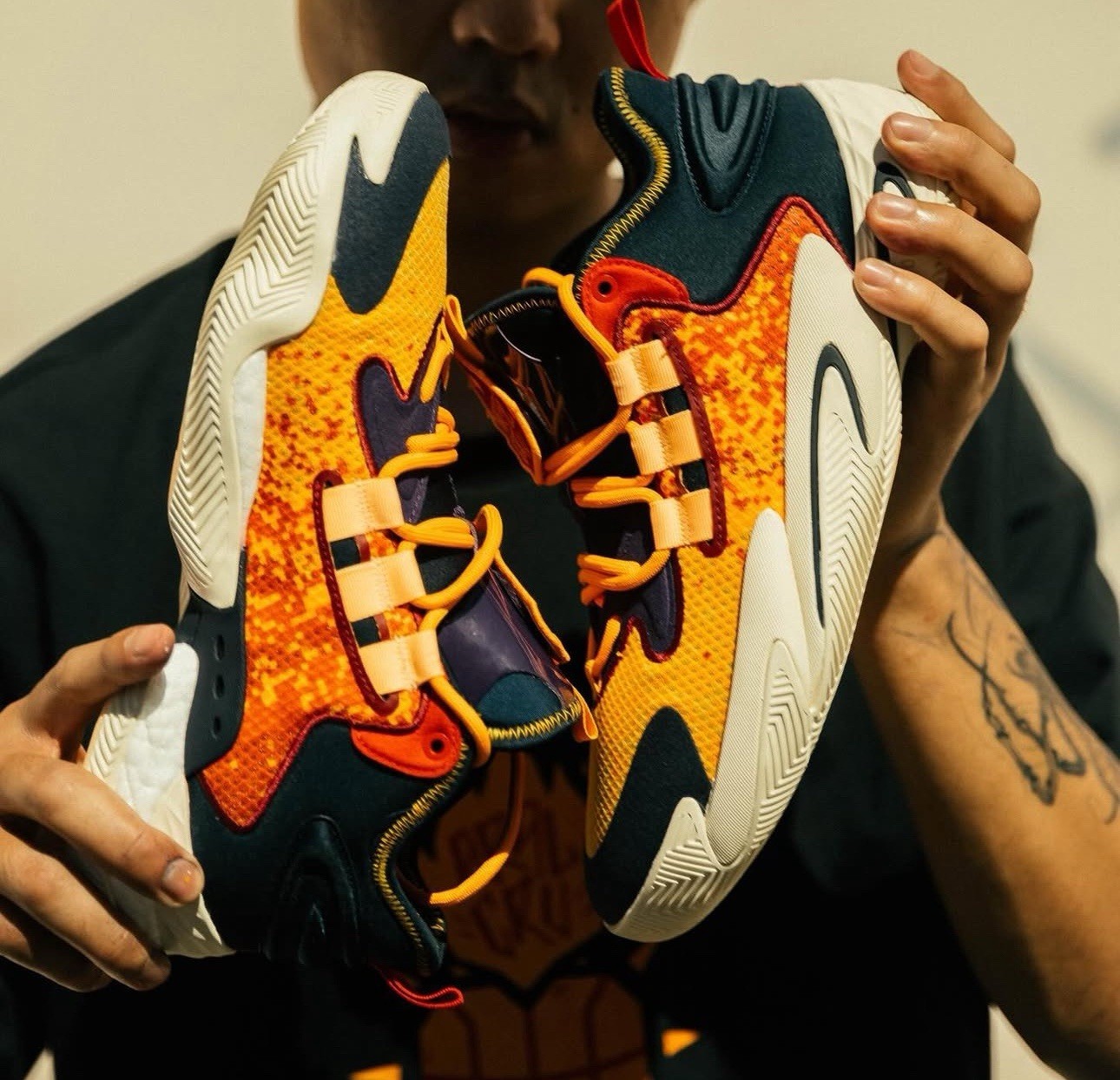 【RARE】Adidas Men’s BYW Select X Aral Cru Acid Orange Gold Basketball Shoes SZ 11