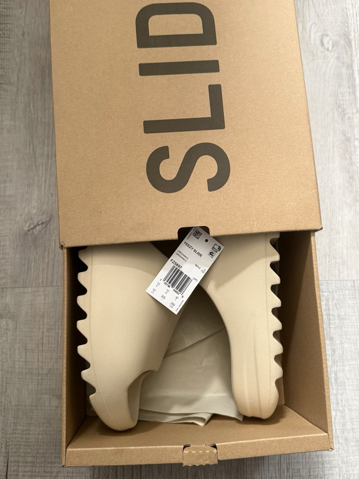 Adidas Yeezy Slide Bone Sizes 12 (100% AUTHENTIC) BRAND NEW| FZ5897