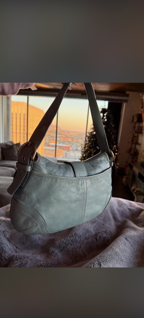 Light blue medium size coach soho bag from 2004!!!!!