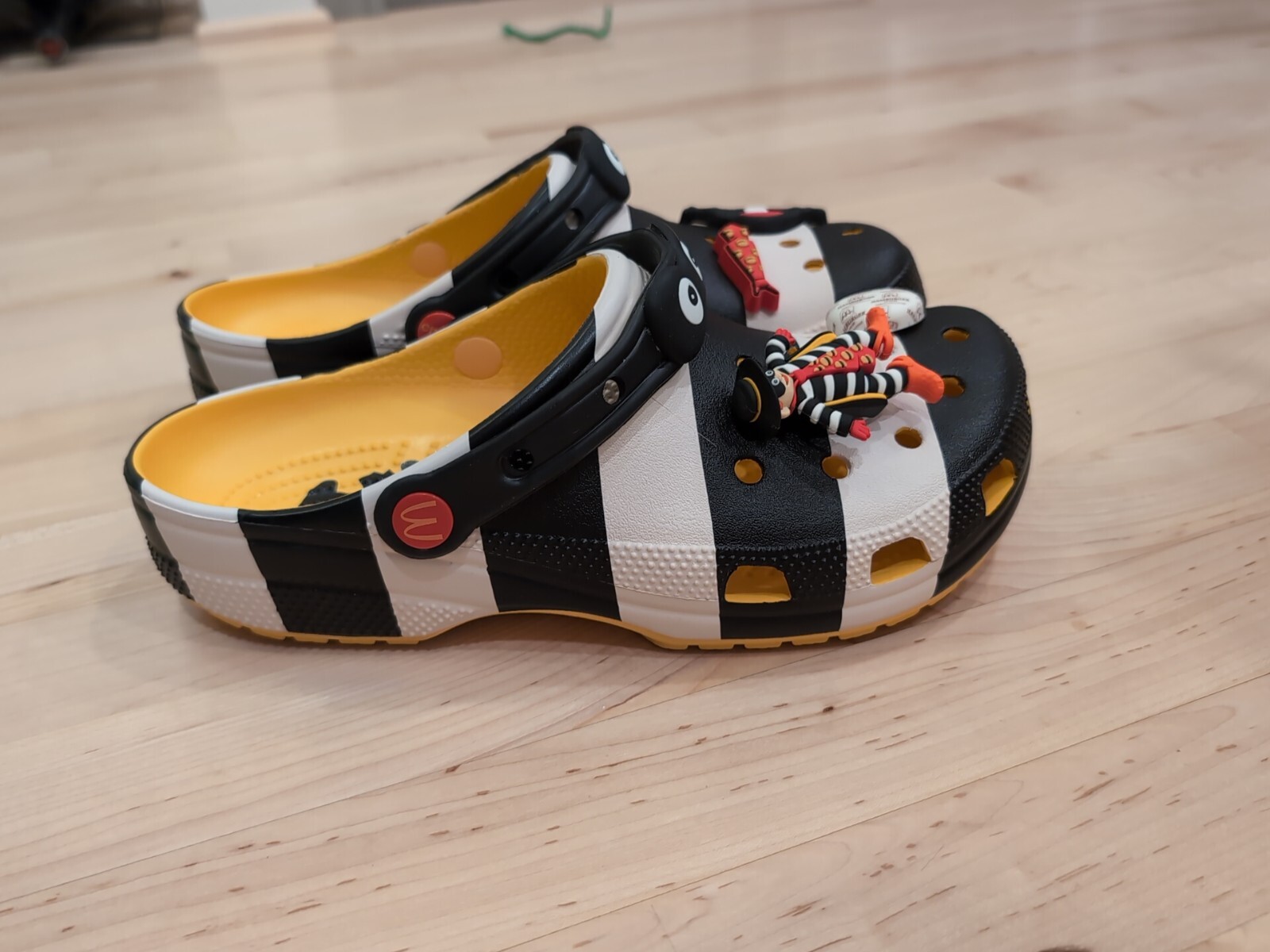 LIMITED EDITION McDonald’s Hamburglar × Crocs Classic Clog Size 9 M/11 W