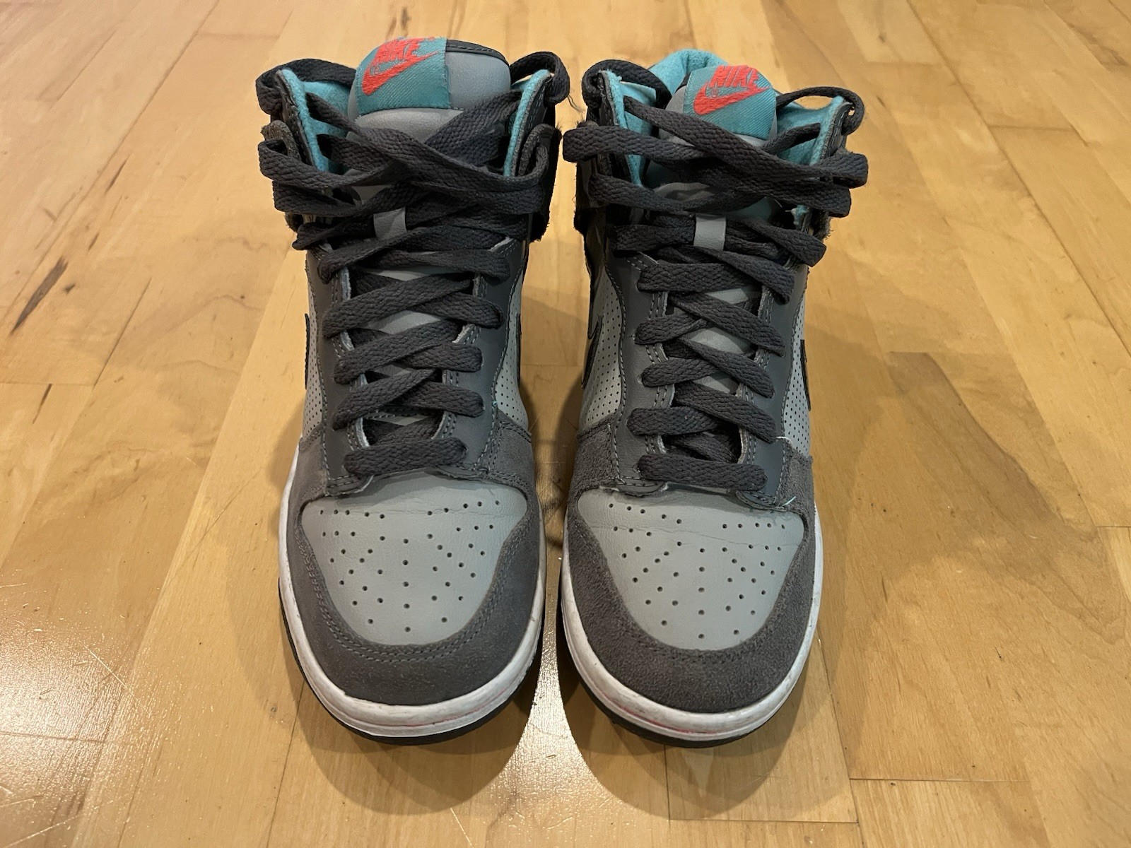 Nike Dunk High Top Sneakers Youth 5Y Gray/Black/Teal 308319-025