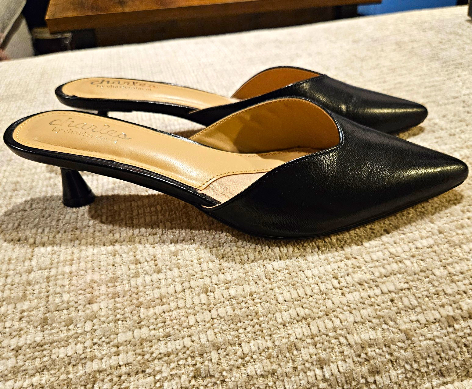 Charles by Charles David Black Pointed Toe Mule Kitten Heel Faux Leather 6M