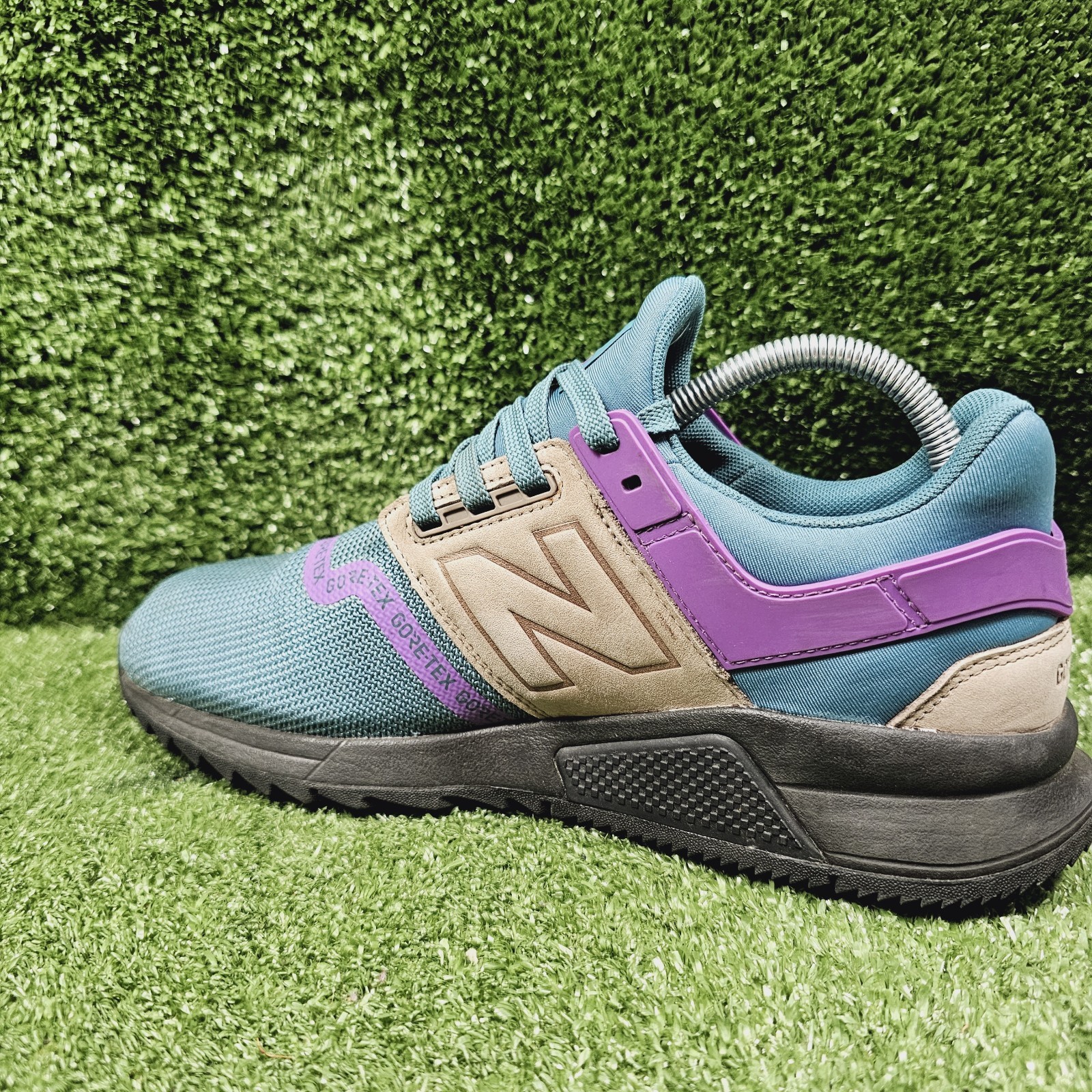 New Balance 247v2 Gore-Tex Blue Aster Purple Athletic Sneakers Mens Size 8