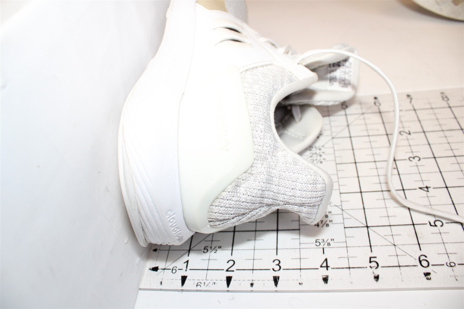adidas Youth RapidRun Boys Size 5 37 1/3 White Knit Running Sneaker Shoes DB0215