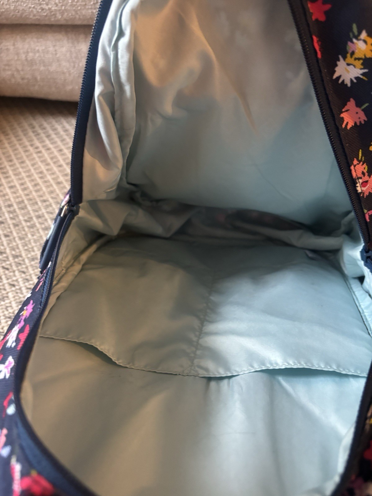Vera Bradley Small Backpack SCATTERED WILDFLOWERS EUC