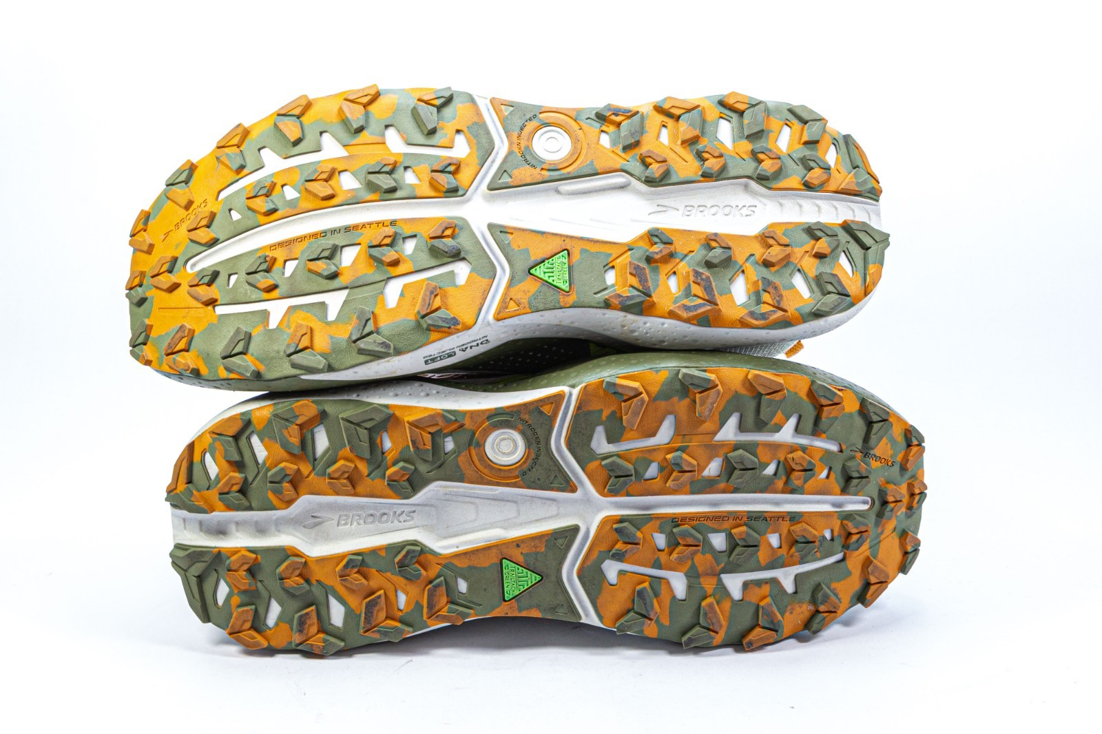 Brooks Size US 14 Caldera 8 Trail Running Shoes Sneakers Men’s Near New EUC