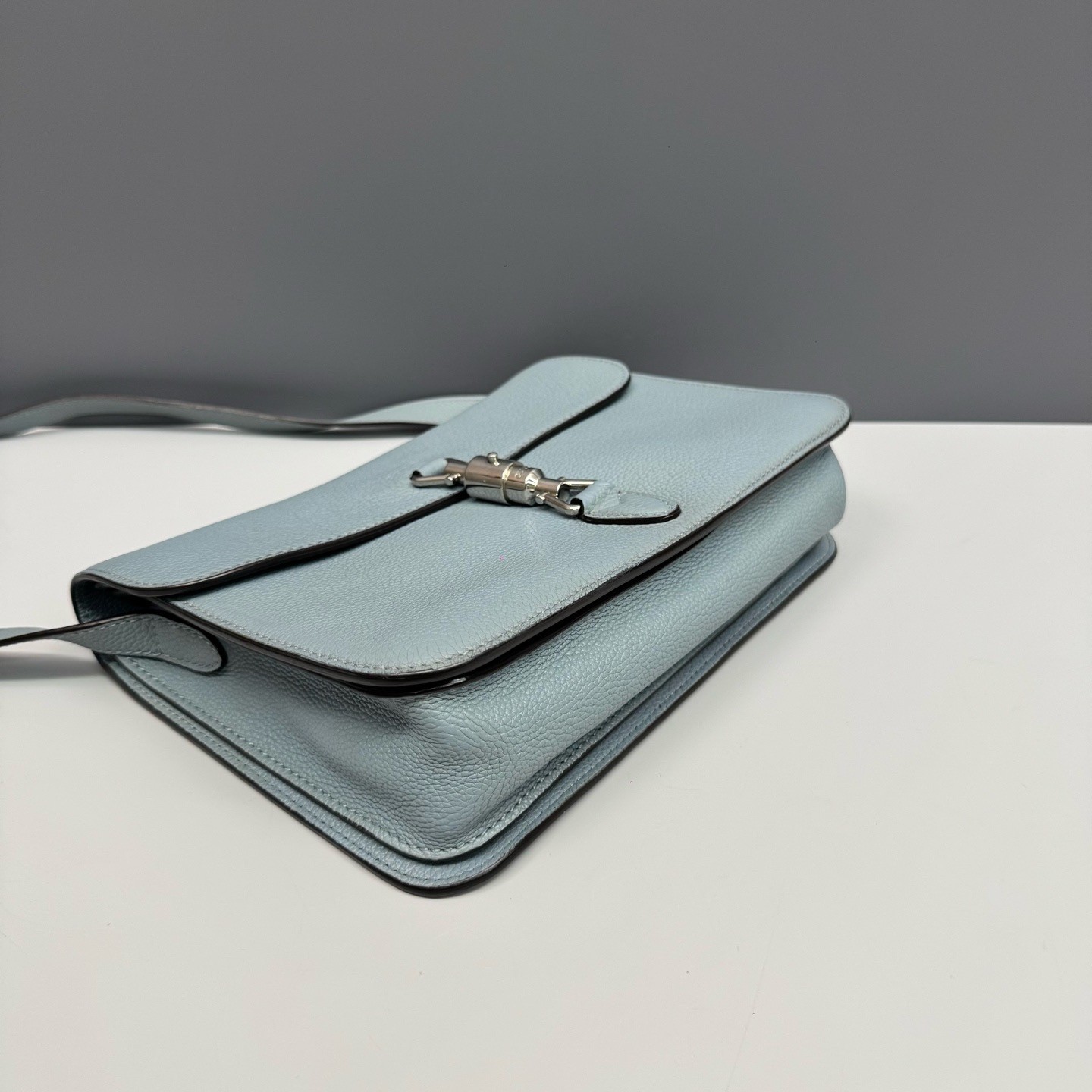 Gucci Pre-Owned Authentic Messenger Bag Sky Blue 26*18*7cm