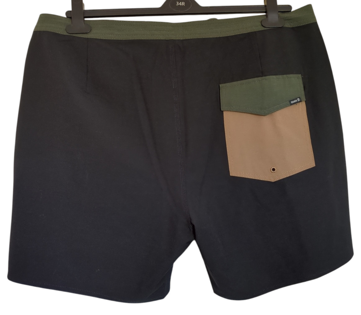 Roark The Chiller 17″ Mixtape Boardshorts Mens 38 Black Hemp Swim Shorts RRP £85