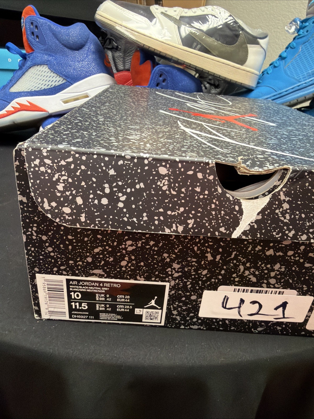 Size 10 – Jordan 4 Retro Mid Military Black