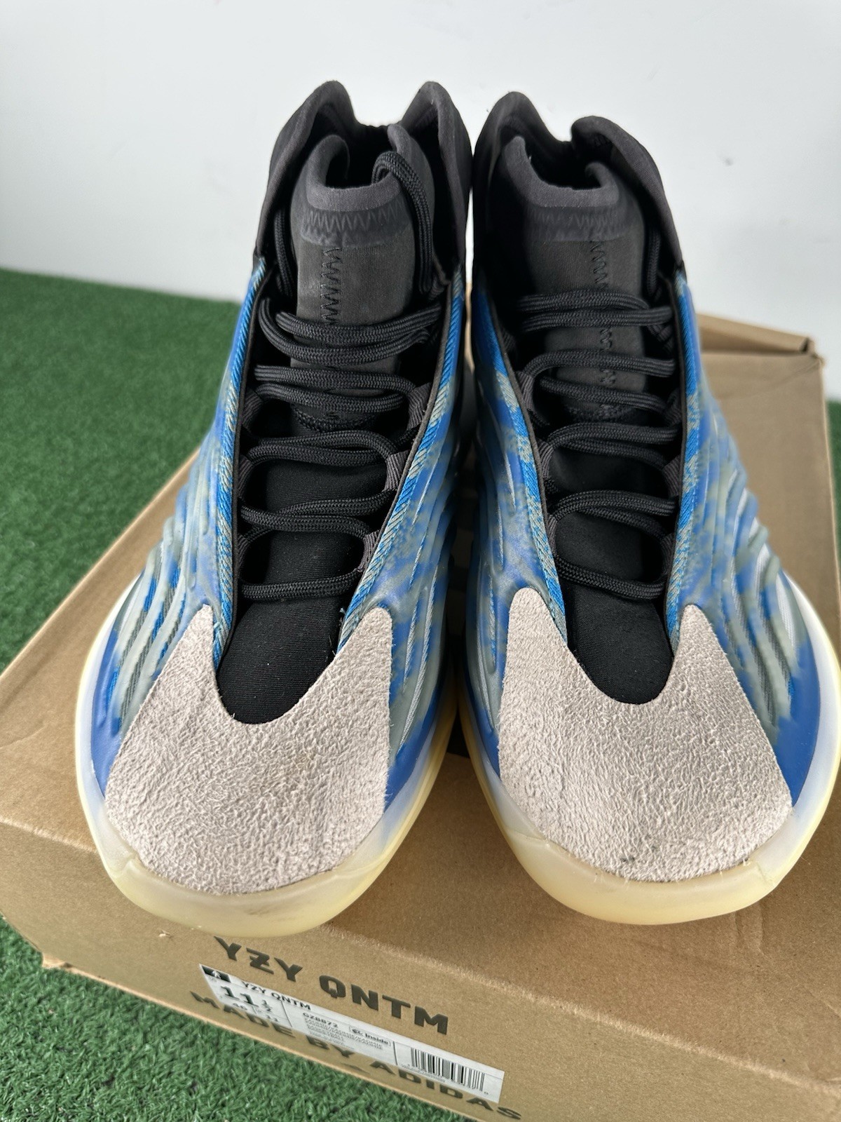 Size 11.5 – adidas Yeezy Quantum Frozen Blue – Lightly used