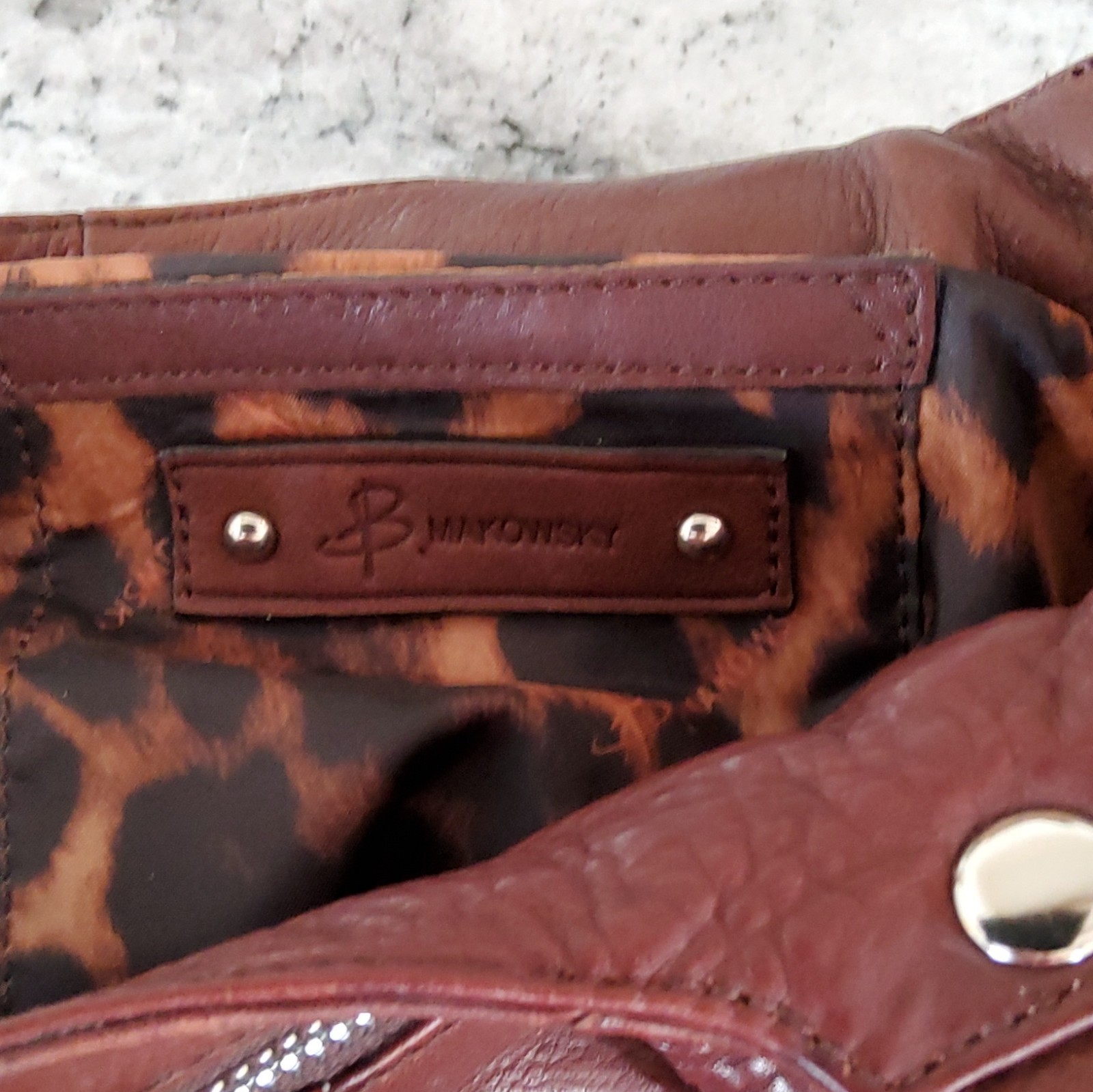 B. Makowsky Brown Pebbled Shoulder Bag Silver Hardware Zip, Lined Pockets