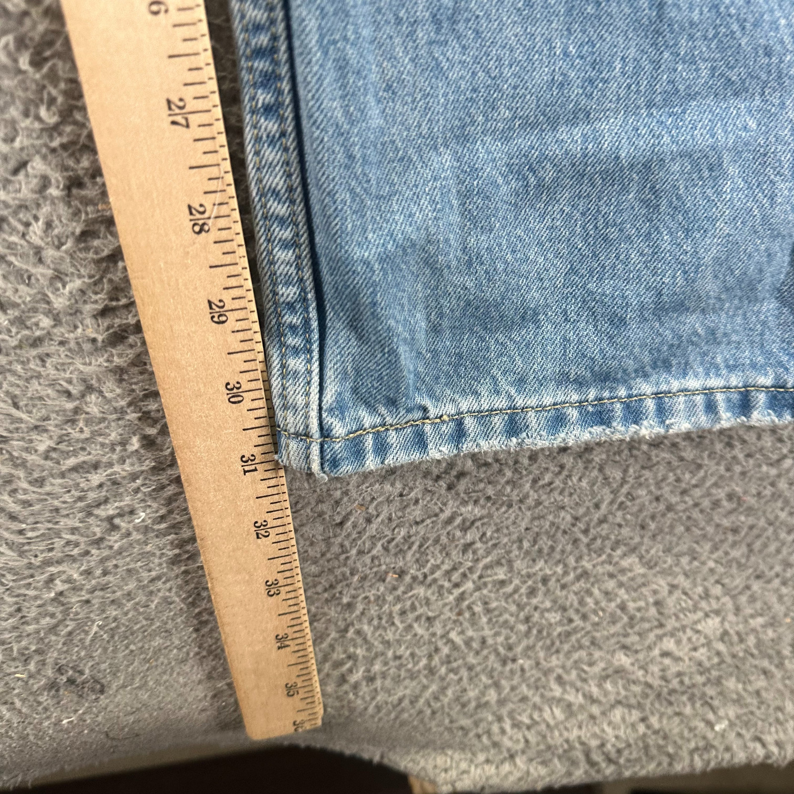 Levi’s Low Pro Jeans Womens 30×31 Blue Cotton Denim Straight Leg Travel Workwear