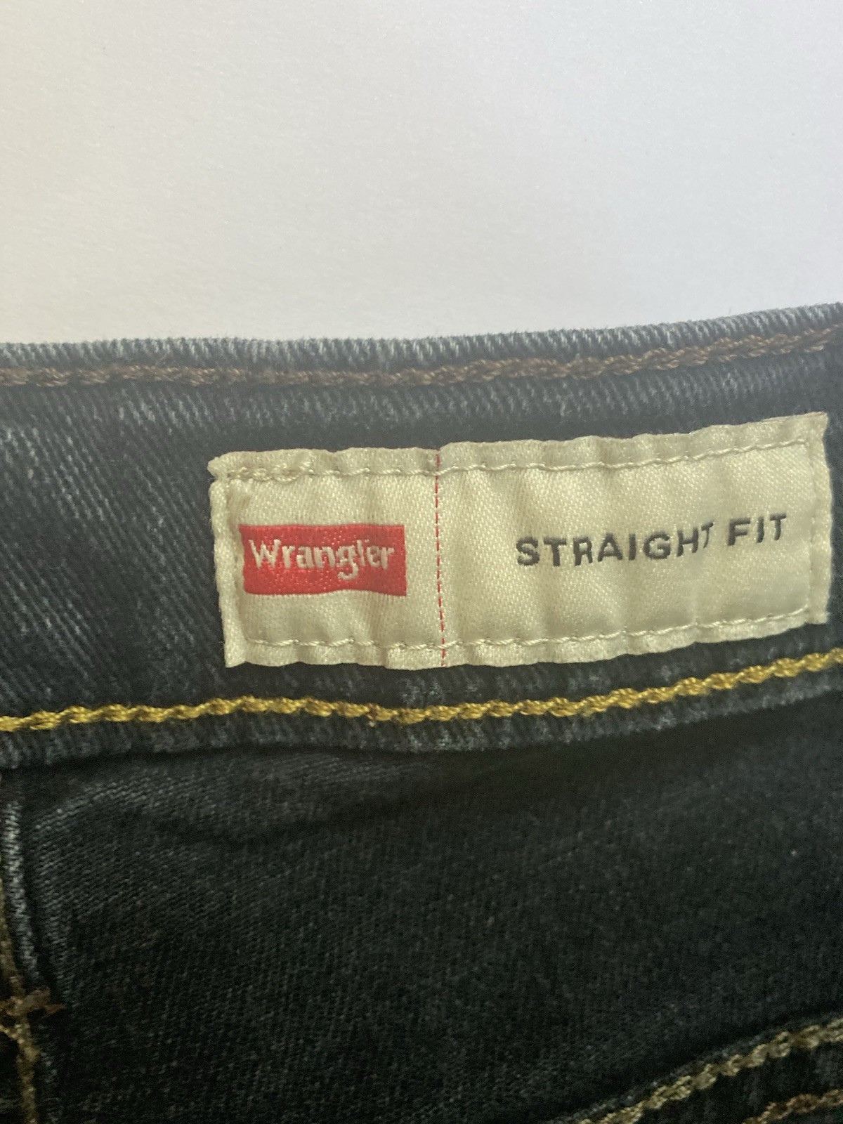 Wrangler Men’s Straight Fit Dark Wash Blue Denim Jeans Stretch 5-Pocket