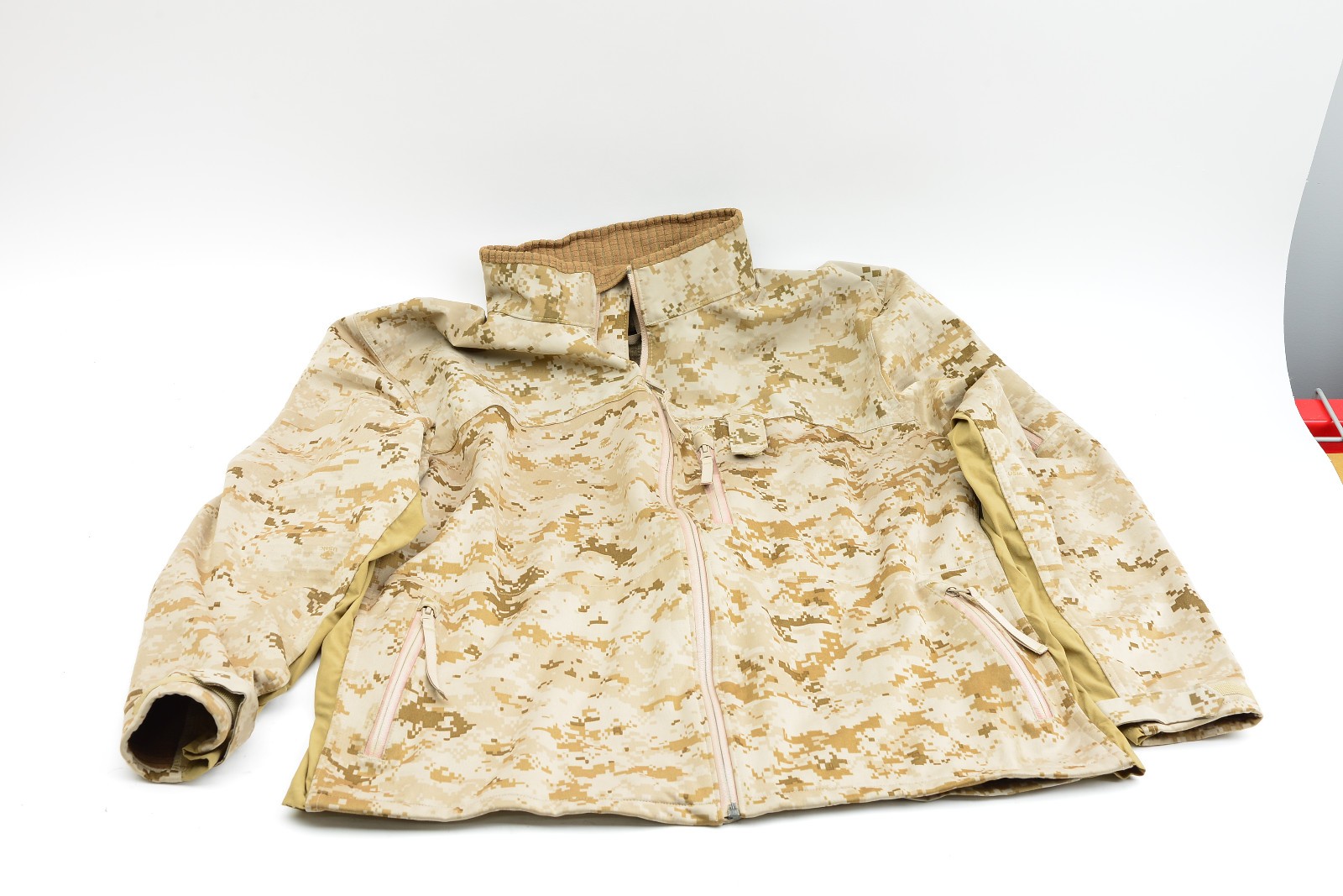Combat Desert Jacket 180S CDJ USMC MADE IN USA SMALL Desert Digital Marpat.