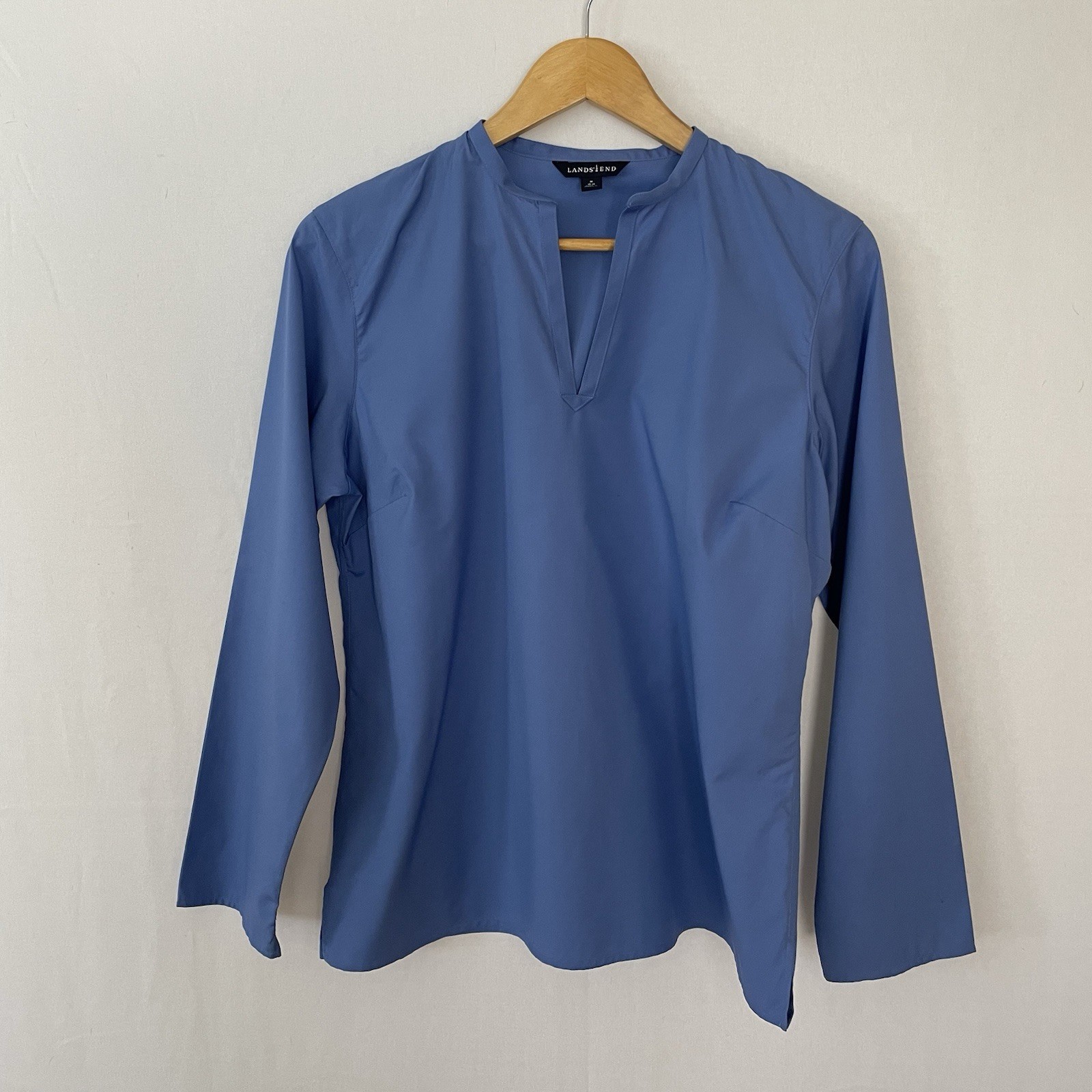 LAND’S END Women’s Medium 10-12 Simple Elegant Sky Blue V-neck Long Sleeve Tunic