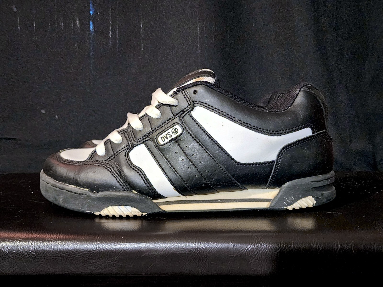 2005 Vintage DVS Berra 4 – Black/White – Size 9.5 *Exclusive* Bexley, Militia