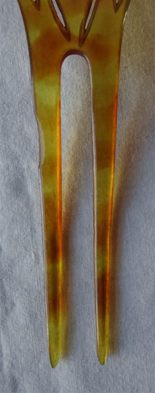 Antique Vintage Decorative Bakelite Light Amber Faux Tortoise Shell Hair Comb
