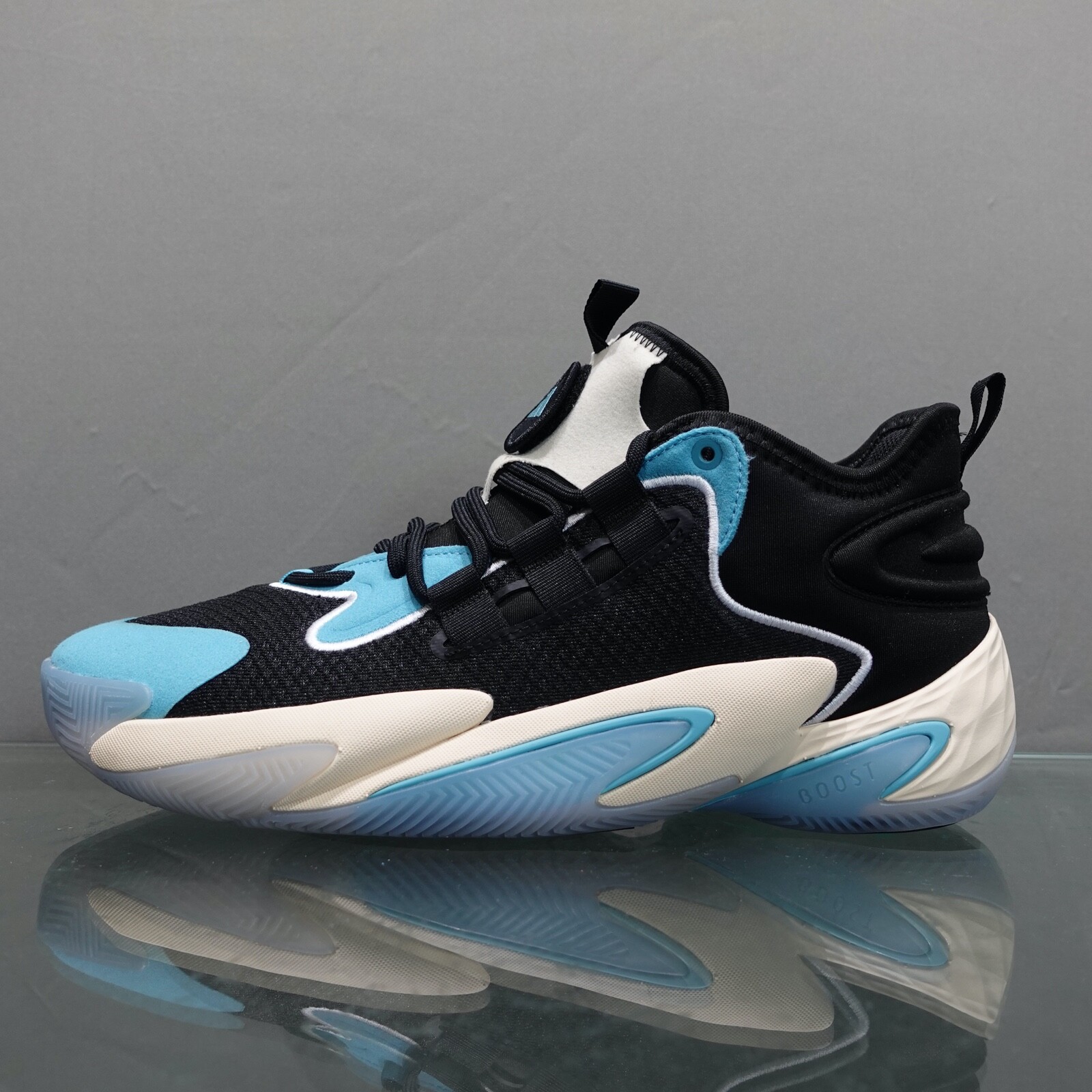 Adidas BYW Select Men’s Size 7 Sneaker Basketball Shoe #949