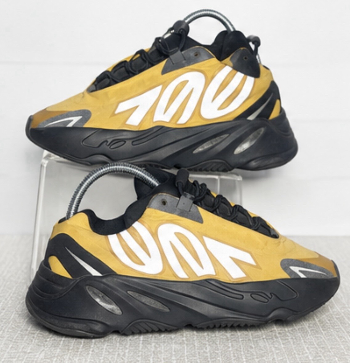 Adidas Yeezy Boost 700 MNVN Honey Flux Kanye West GZ0717 Mens 5
