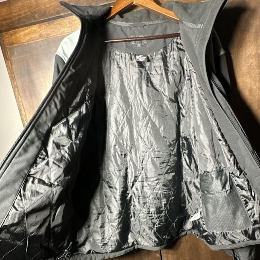High performance Outerwear Fersten Worldwide fleece waterproof toggle hood M