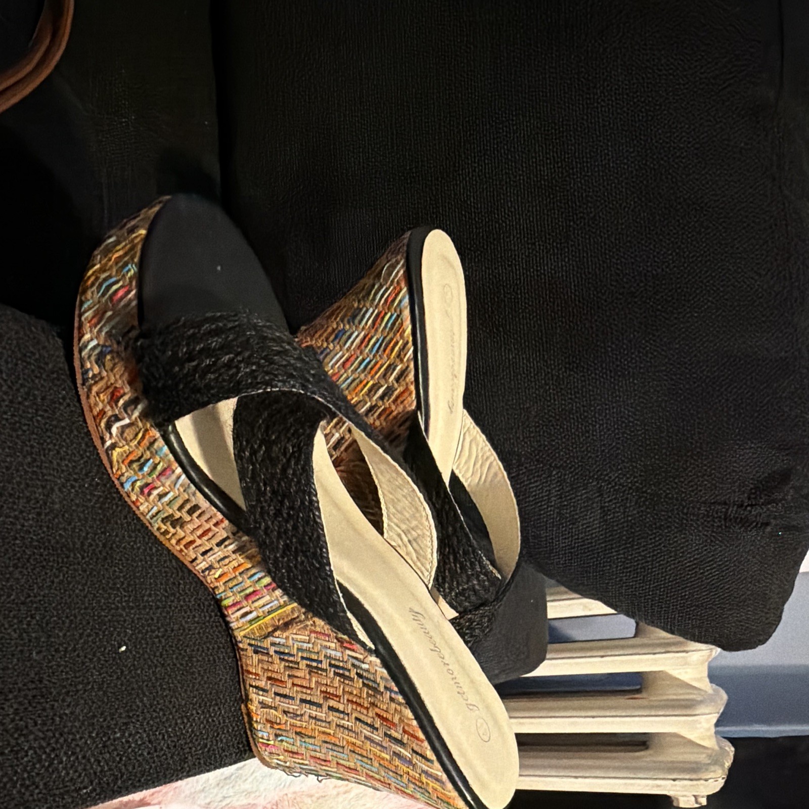 Baretraps Women’s Leather Slip-On Wedge Sandals Black/Multicolor US 9