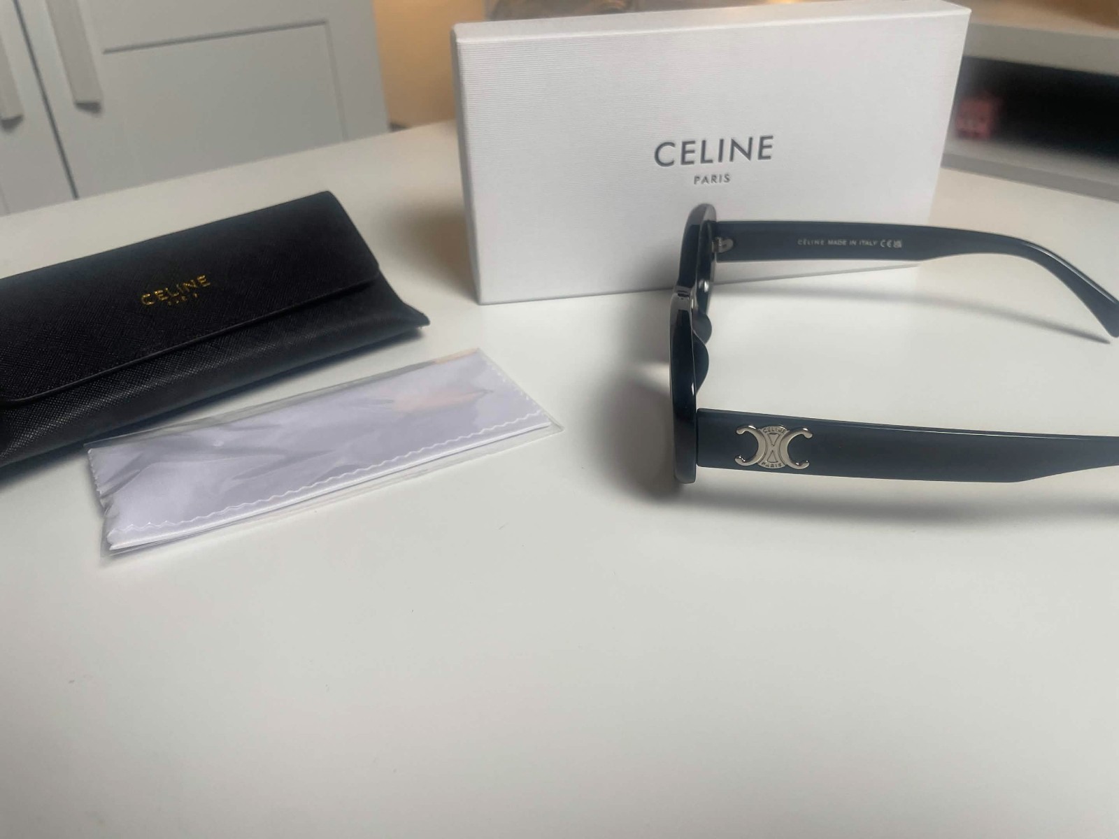 Celine Triomphe CL40194U Black Sunglasses Grey Lenses Excellent Condition