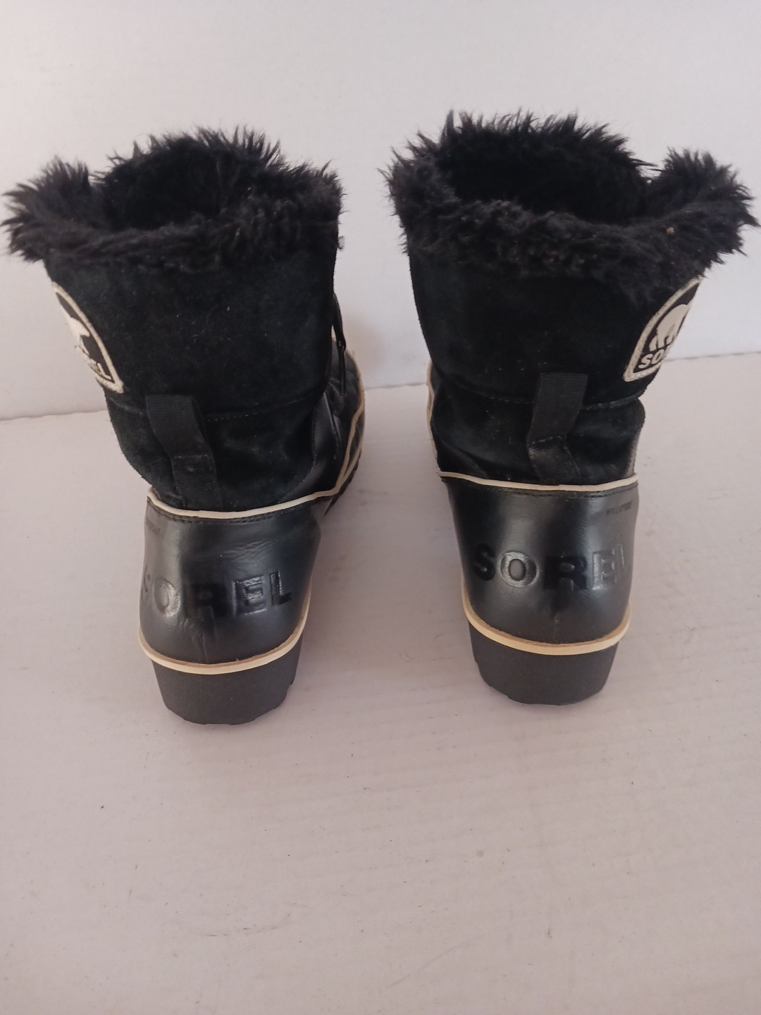 Sorel Tivoli II Womens US 9.5 Leather Suede Black Waterproof Snow Boots
