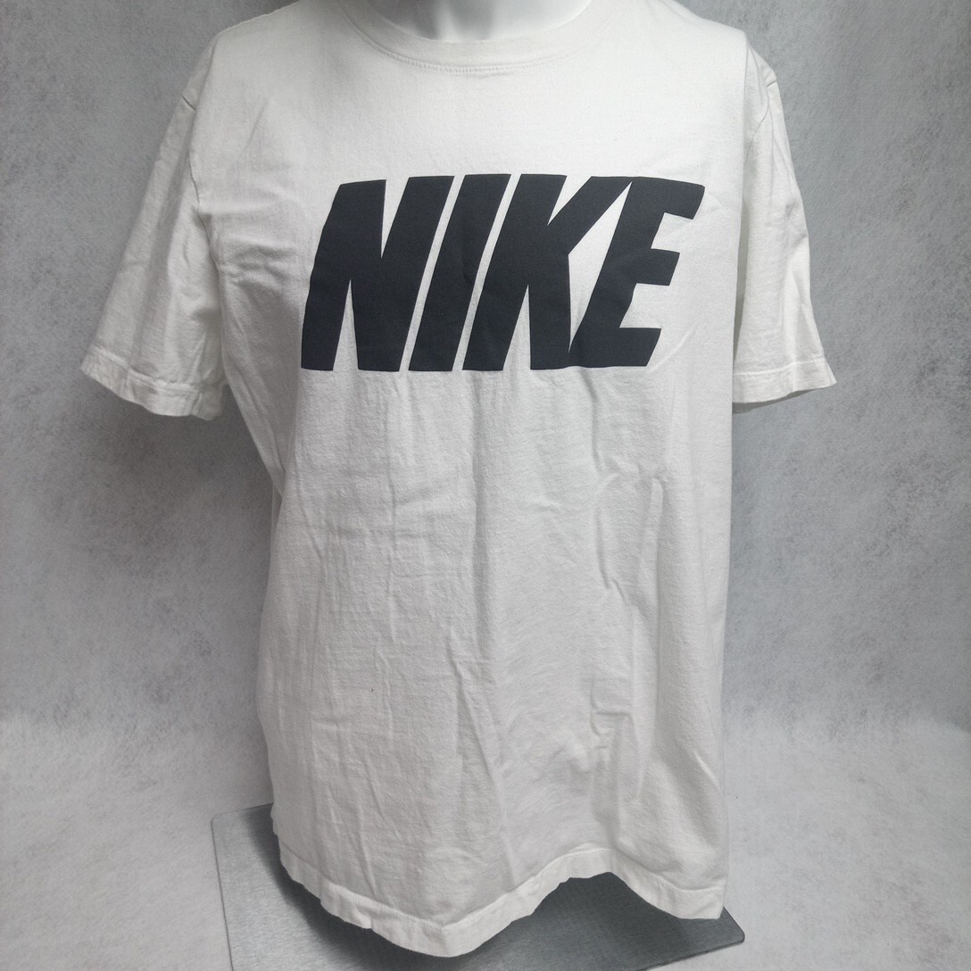 Nike Men’s T-Shirt Athletic Logo Name Printed Active Short Sleeve Tee