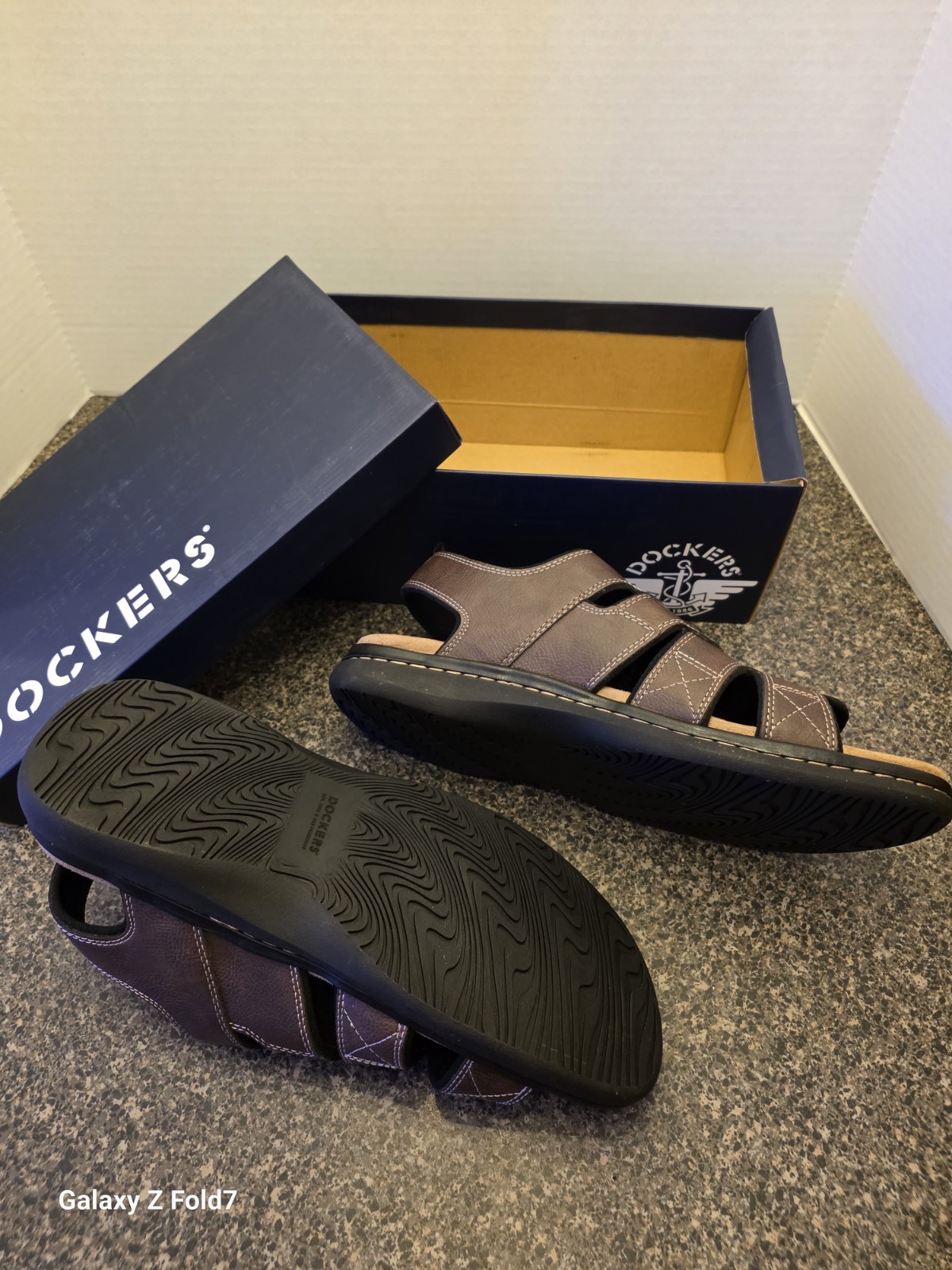 Men’s Dockers 13M Shorewood Briar Sandals Brown Memory Foam Fusion Footbed NEW