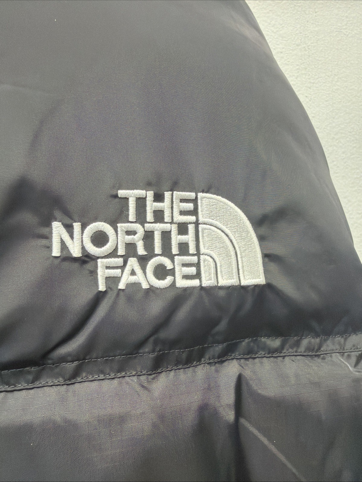 The North Face Mens 96 Retro Nuptse 700 Down Jacket Black Size Medium