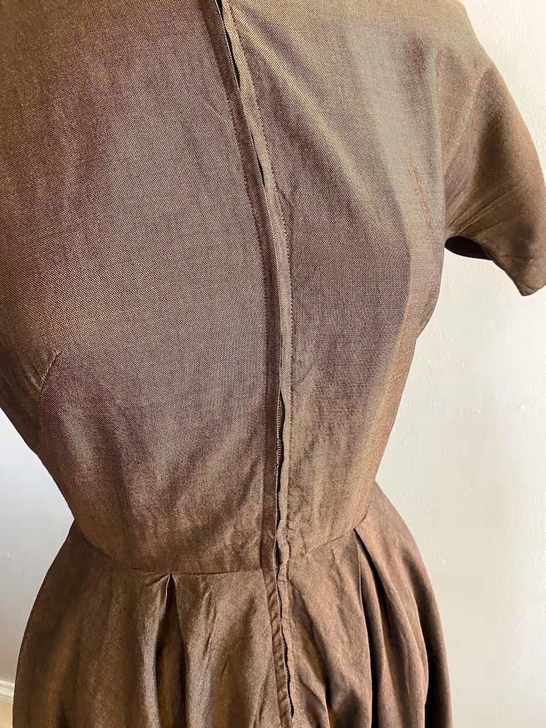 Cocoa Brown late 40s/early 50s Nantucket Naturals Metal Zip front day dress